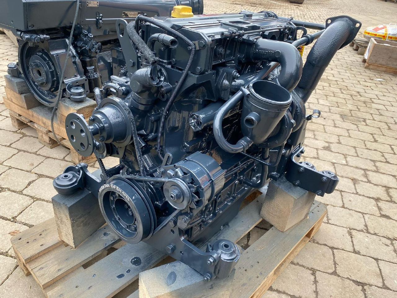 Deutz BF4M1013 aus Furukawa 320E - Engine for Construction machinery: picture 3 Deutz BF4M1013 aus Furukawa 320E - Engine for Construction machinery: picture 3
