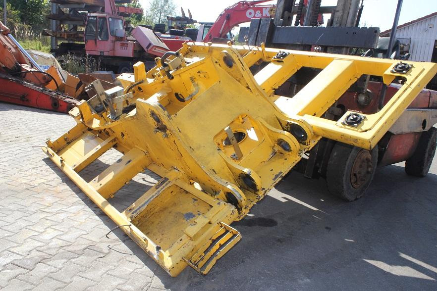 Holland Kobelco E 215 - Body and exterior for Construction machinery: picture 3 Holland Kobelco E 215 - Body and exterior for Construction machinery: picture 3