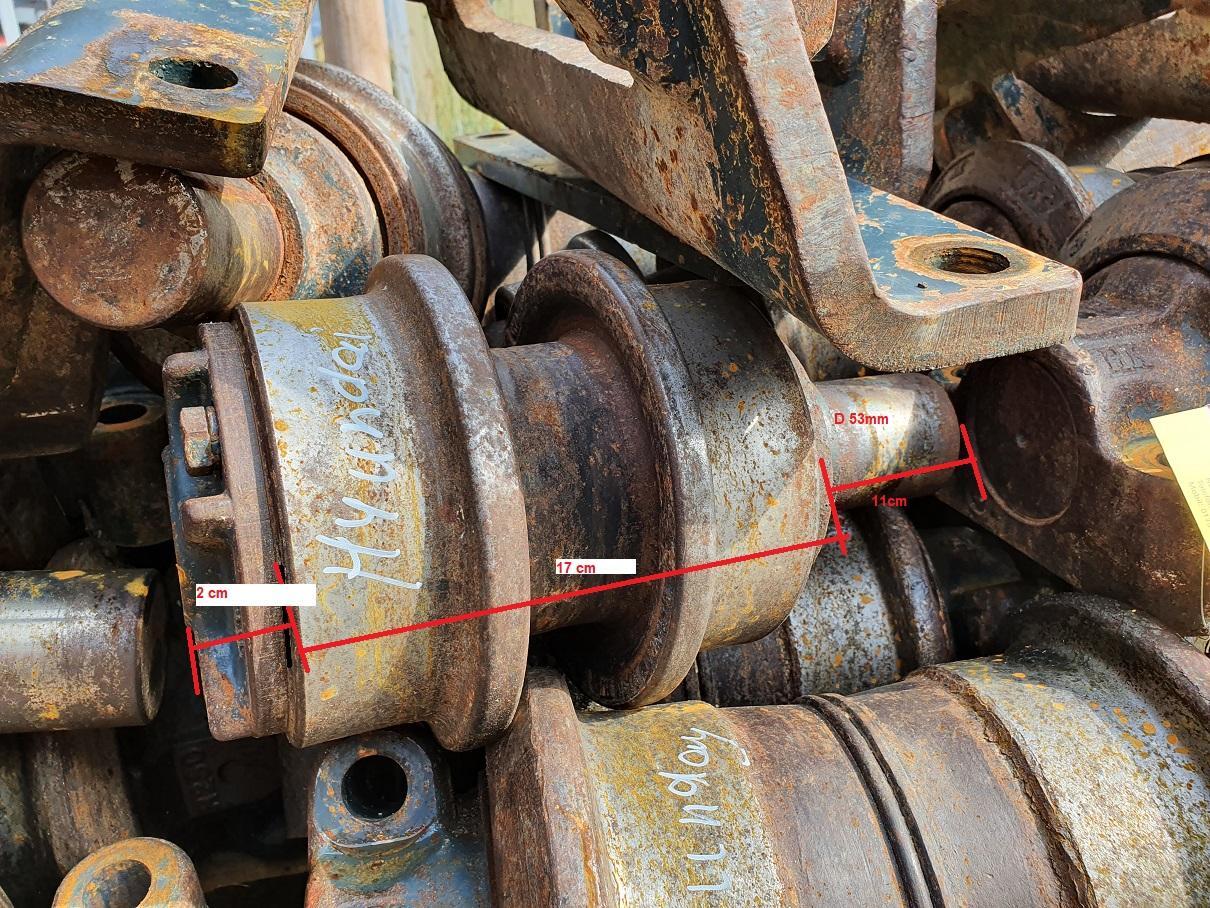 Hyundai Robex 220 LC 9A - Undercarriage parts for Excavator: picture 3 Hyundai Robex 220 LC 9A - Undercarriage parts for Excavator: picture 3