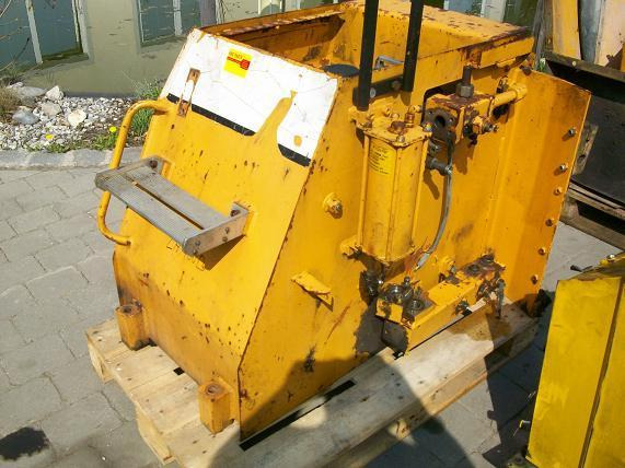 Liebherr A 900 B - Hydraulic tank for Construction machinery: picture 3 Liebherr A 900 B - Hydraulic tank for Construction machinery: picture 3