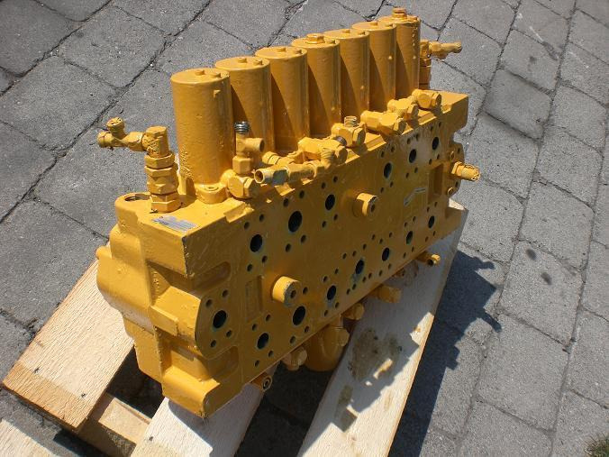 Liebherr A 902 Litronik - Hydraulic valve for Construction machinery: picture 2 Liebherr A 902 Litronik - Hydraulic valve for Construction machinery: picture 2