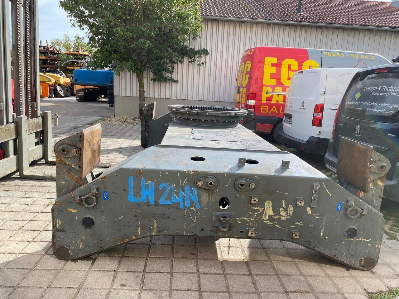 Liebherr LH 24 M LIT - Undercarriage parts for Construction machinery: picture 2 Liebherr LH 24 M LIT - Undercarriage parts for Construction machinery: picture 2