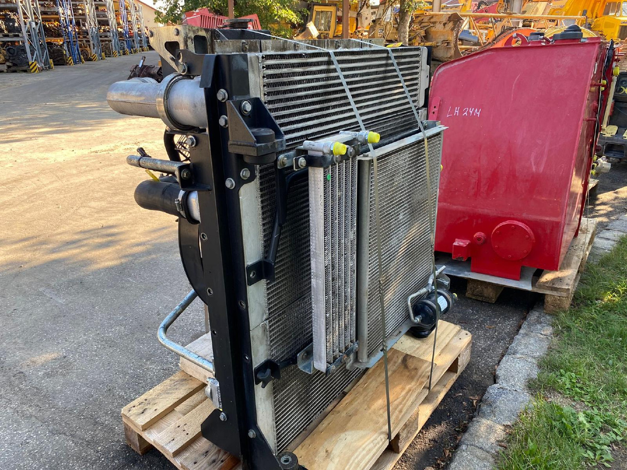Liebherr LH 24M - Cooling system for Construction machinery: picture 1 Liebherr LH 24M - Cooling system for Construction machinery: picture 1