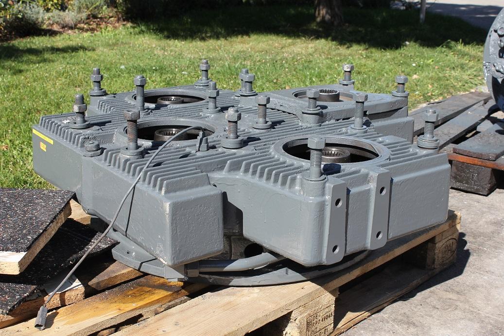 Liebherr MKA 450 aus LH R 984 - Hydraulics for Construction machinery: picture 2 Liebherr MKA 450 aus LH R 984 - Hydraulics for Construction machinery: picture 2