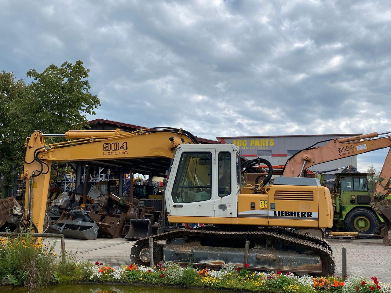 Liebherr R 904 LIT - Crawler excavator: picture 1 Liebherr R 904 LIT - Crawler excavator: picture 1