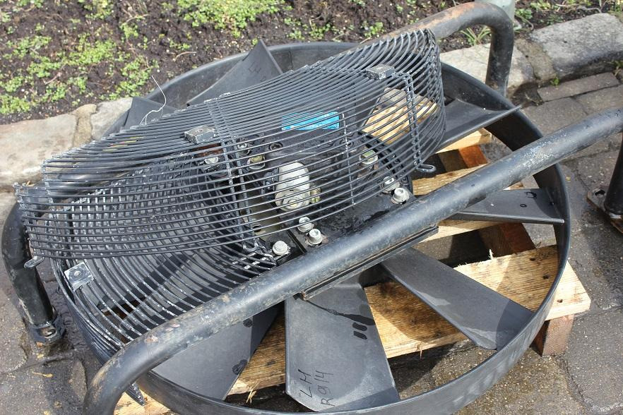 Cooling system for Construction machinery Liebherr R 914: picture 8