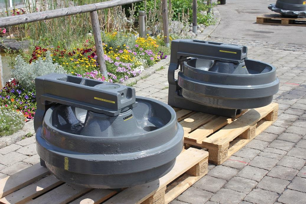 Undercarriage parts for Construction machinery Liebherr R 974: picture 8