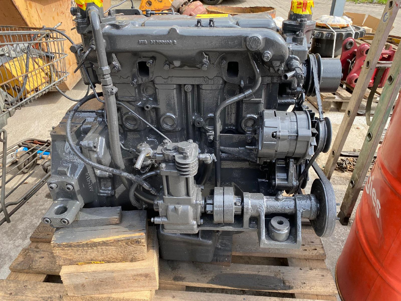 Perkins LF 4.248 aus Hanomag 33C - Engine for Construction machinery: picture 4 Perkins LF 4.248 aus Hanomag 33C - Engine for Construction machinery: picture 4