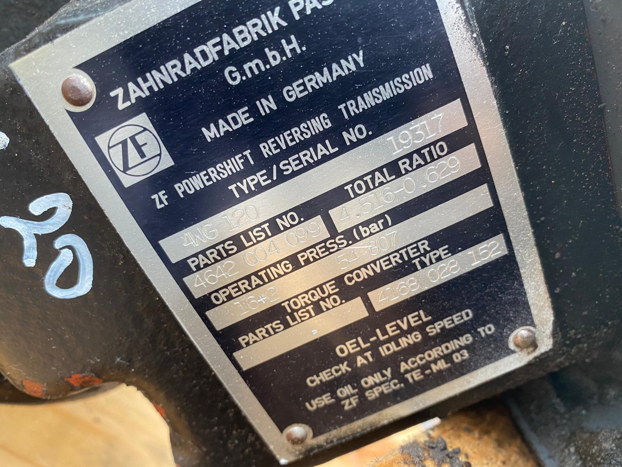 ZF 4 WG 120 aus O&K L 20 - Gearbox for Construction machinery: picture 4 ZF 4 WG 120 aus O&K L 20 - Gearbox for Construction machinery: picture 4