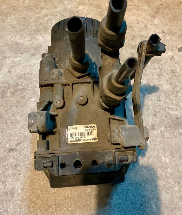 0486203025 Scania R - Brake valve for Truck: picture 2 0486203025 Scania R - Brake valve for Truck: picture 2