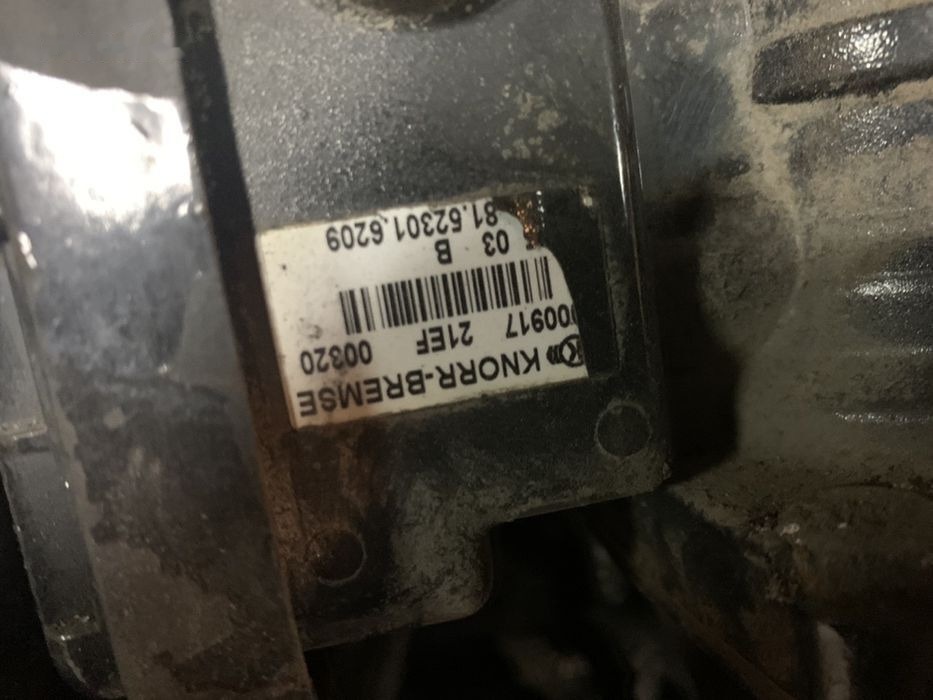 Knorr-Bremse SCANIA MAN VOVLO MAN K000918 / K000919 / K000917 - Brake valve for Truck: picture 3 Knorr-Bremse SCANIA MAN VOVLO MAN K000918 / K000919 / K000917 - Brake valve for Truck: picture 3