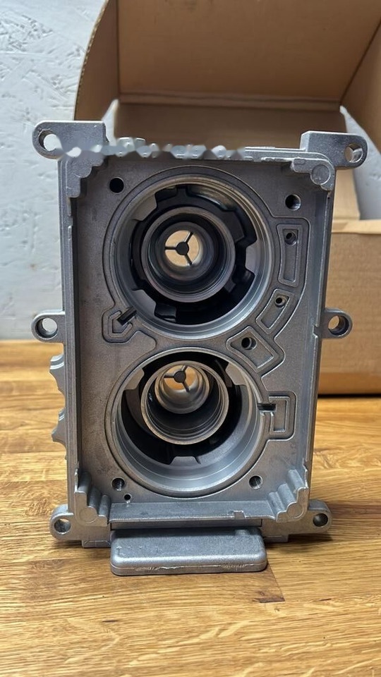 Korpus zaworu Tebs E Premium / standard 4801020330 / 4801020600   Schmitz Cargobull - Brake valve for Trailer: picture 2 Korpus zaworu Tebs E Premium / standard 4801020330 / 4801020600   Schmitz Cargobull - Brake valve for Trailer: picture 2