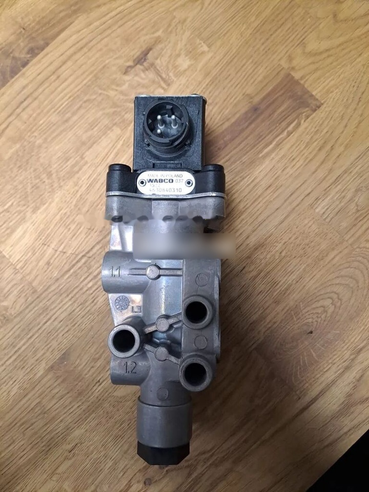 Zawór Sterowania Osią Podnoszoną NOWY 4630840310 WABCO 4630840310 - Brake valve for Truck: picture 1 Zawór Sterowania Osią Podnoszoną NOWY 4630840310 WABCO 4630840310 - Brake valve for Truck: picture 1