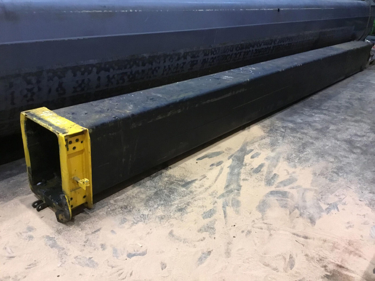 FAUN RTF 30 telescopic section 1 - Boom for Mobile crane: picture 1 FAUN RTF 30 telescopic section 1 - Boom for Mobile crane: picture 1