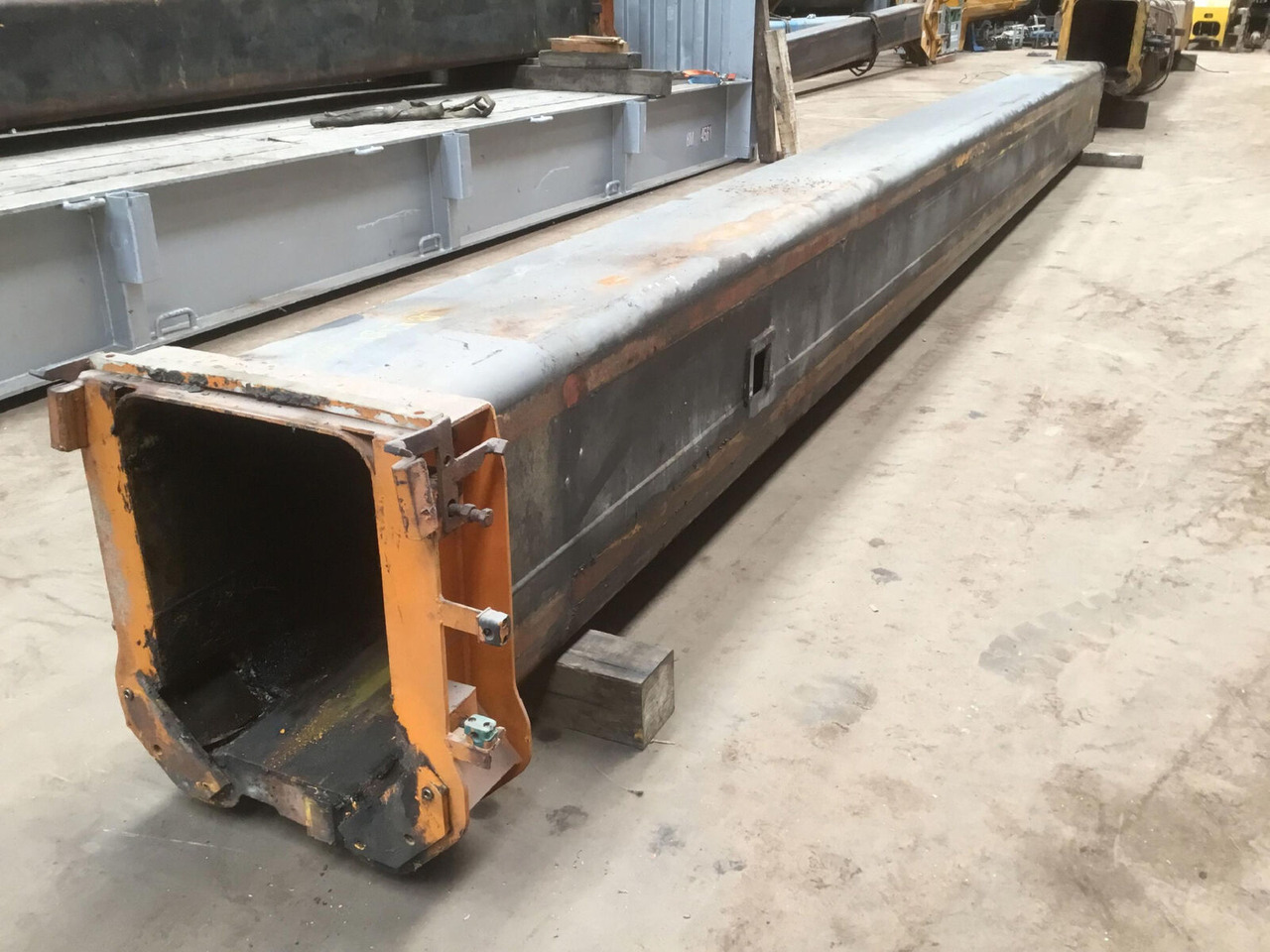 FAUN RTF 50-4 telescopic section 2 - Boom for Mobile crane: picture 1 FAUN RTF 50-4 telescopic section 2 - Boom for Mobile crane: picture 1