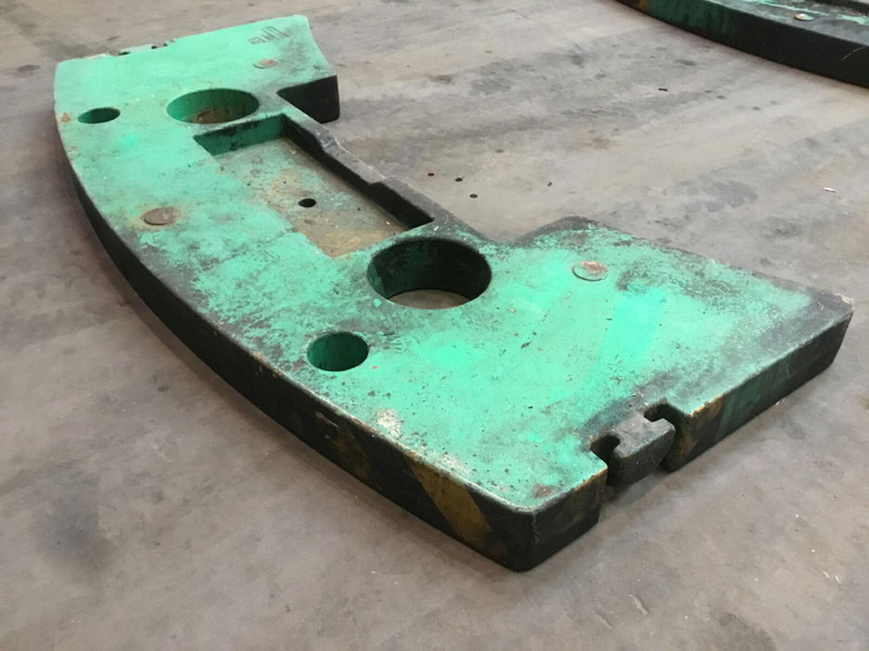 Faun ATF 60-3 counterweight 2.0T - Counterweight for Construction machinery: picture 2 Faun ATF 60-3 counterweight 2.0T - Counterweight for Construction machinery: picture 2