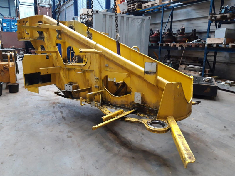Grove A frame Grove GMK 3055 - Frame/ Chassis for Crane: picture 2 Grove A frame Grove GMK 3055 - Frame/ Chassis for Crane: picture 2