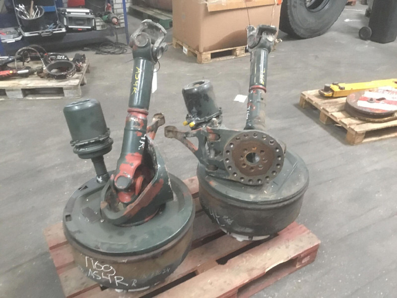 Grove GMK 5220 Megatrack axle housing - Axle and parts for Crane: picture 2 Grove GMK 5220 Megatrack axle housing - Axle and parts for Crane: picture 2