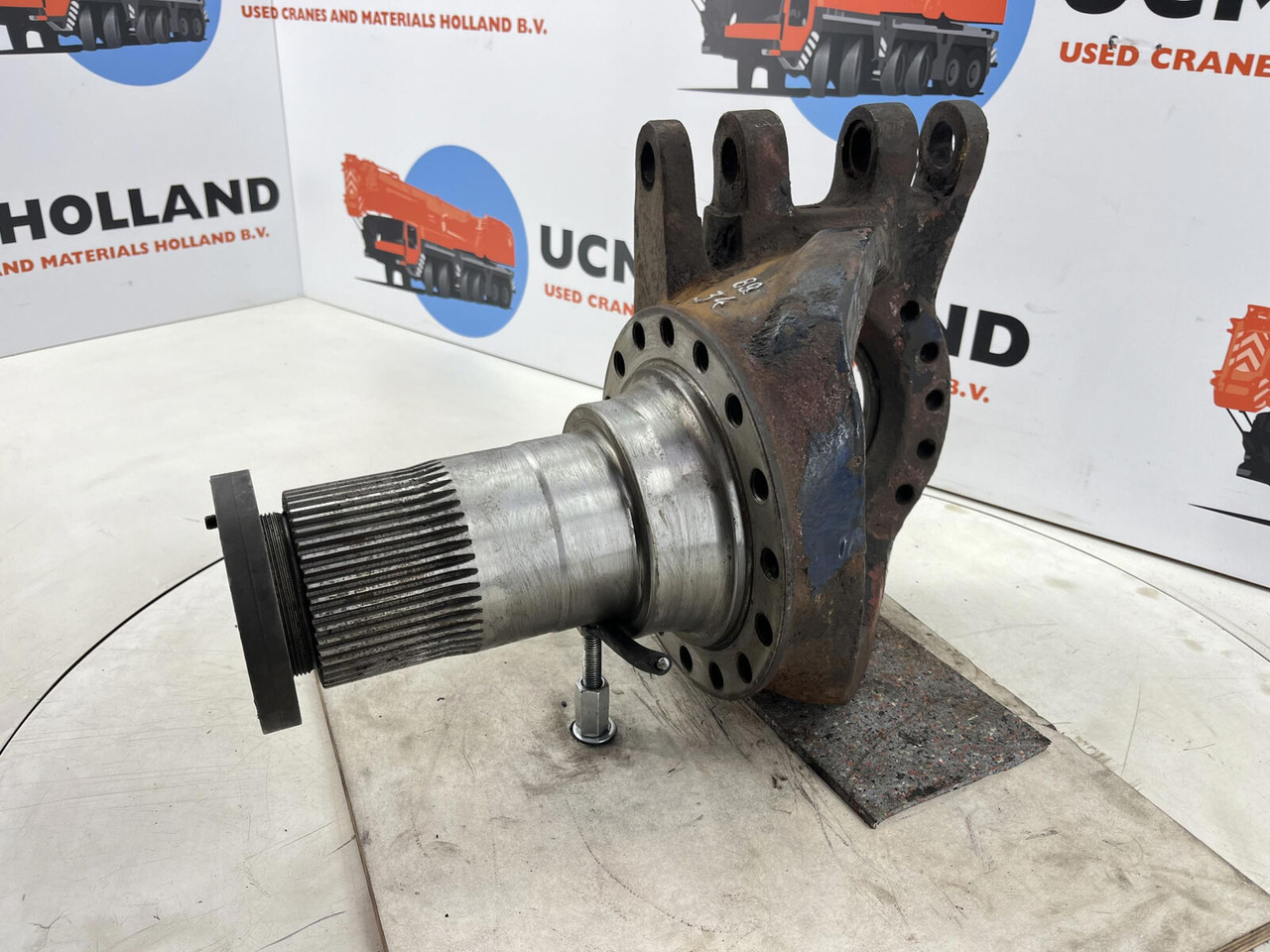 Grove GMK Steering knuckle 16 holes - Steering knuckle for Mobile crane: picture 1 Grove GMK Steering knuckle 16 holes - Steering knuckle for Mobile crane: picture 1