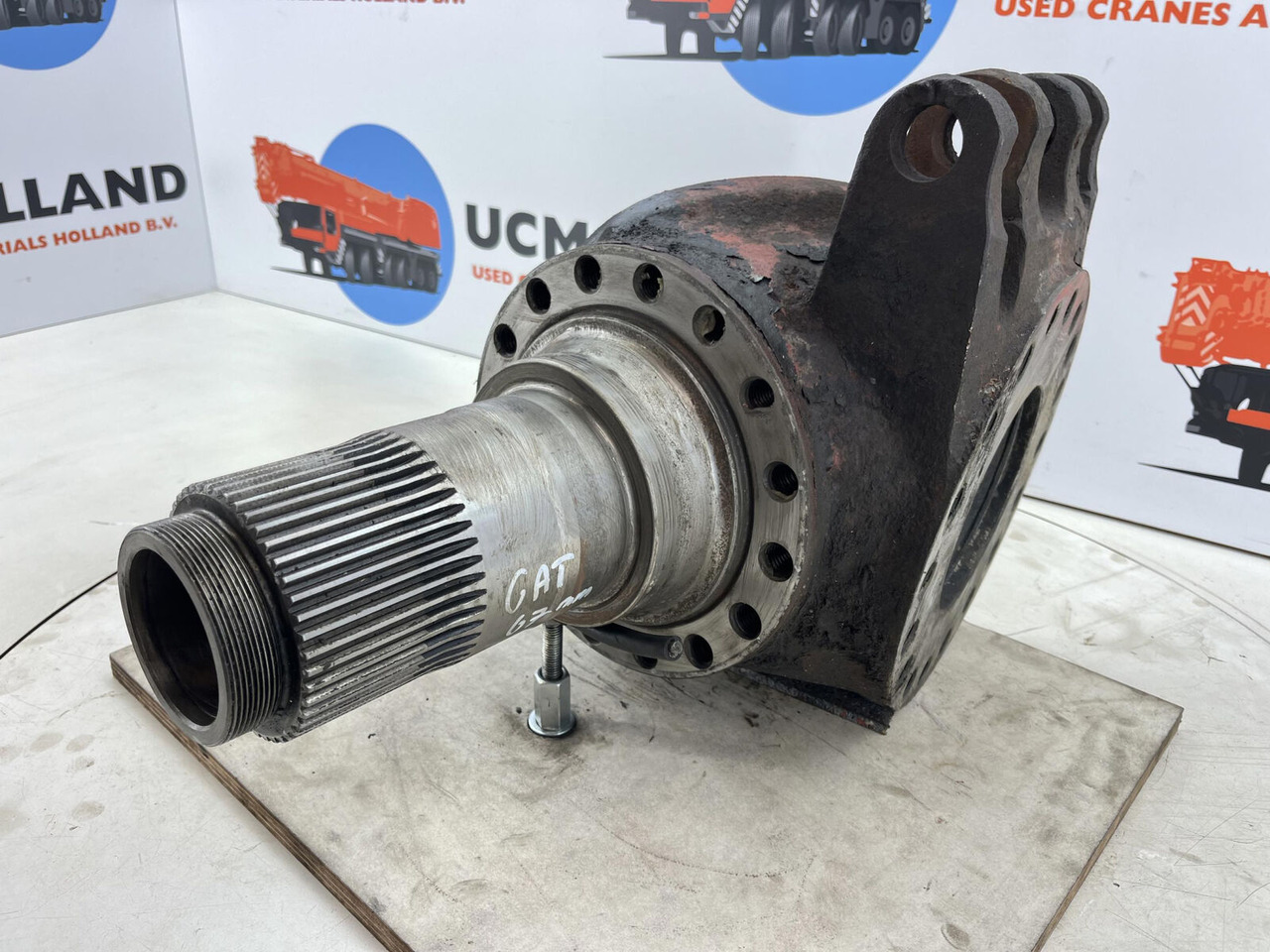 Grove GMK Steering knuckle 16 holes - Steering knuckle for Mobile crane: picture 1 Grove GMK Steering knuckle 16 holes - Steering knuckle for Mobile crane: picture 1