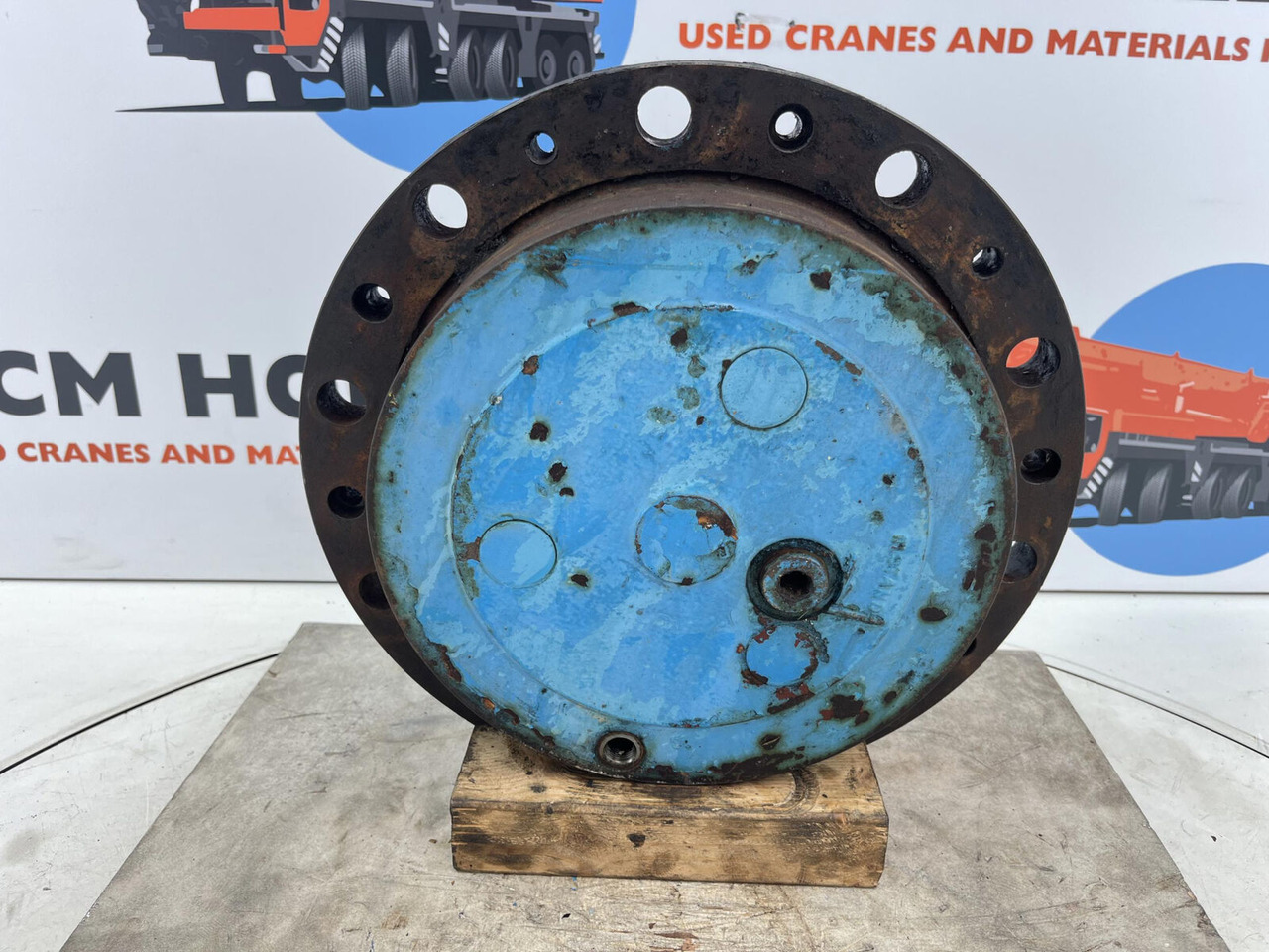 Kessler+Co Kessler Planetary gear 17-24-67-32-3pl-H83-42 - Final drive for Mobile crane: picture 1 Kessler+Co Kessler Planetary gear 17-24-67-32-3pl-H83-42 - Final drive for Mobile crane: picture 1