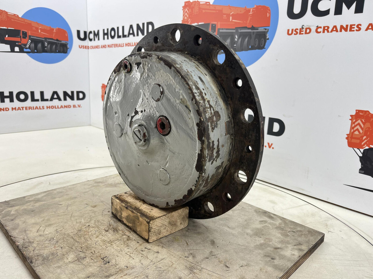 Kessler Planetary gear 31-15-62-40-pl-H84-46 - Final drive for Mobile crane: picture 2 Kessler Planetary gear 31-15-62-40-pl-H84-46 - Final drive for Mobile crane: picture 2