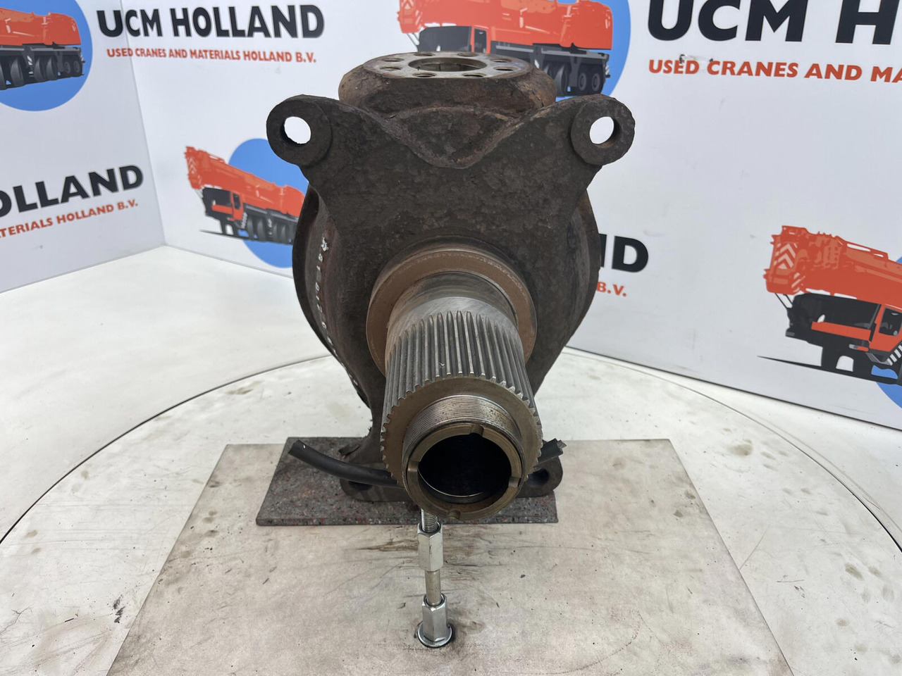 Krupp 70 GMT Steering knuckle axle 2 - Steering knuckle for Mobile crane: picture 2 Krupp 70 GMT Steering knuckle axle 2 - Steering knuckle for Mobile crane: picture 2