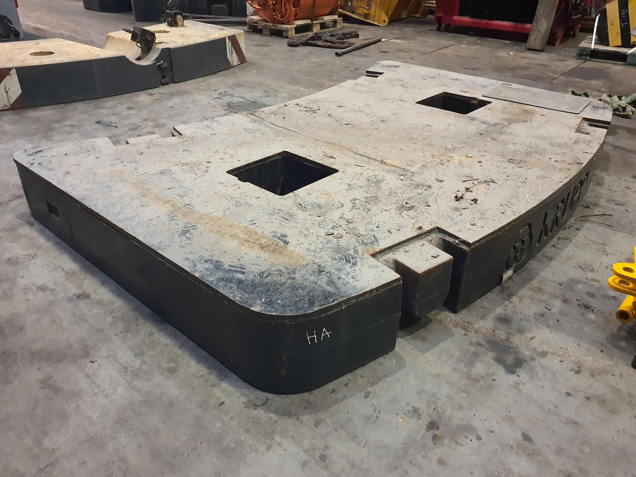 Krupp KMK 5160 counterweight 9,5t - Counterweight for Mobile crane: picture 4 Krupp KMK 5160 counterweight 9,5t - Counterweight for Mobile crane: picture 4