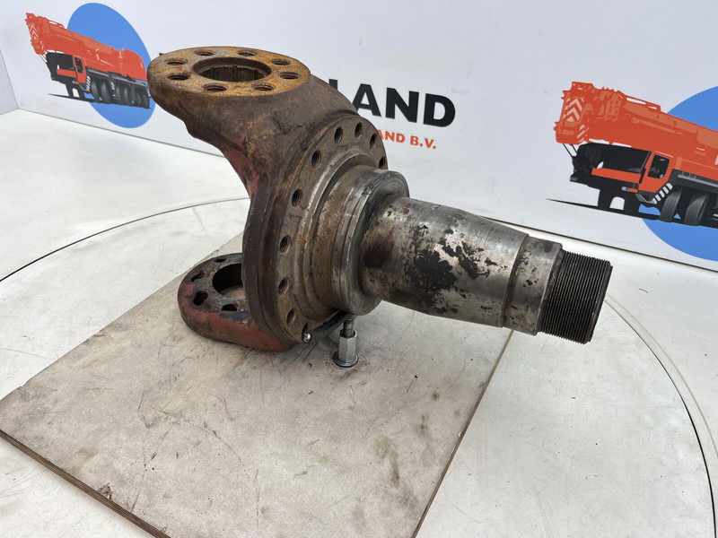 Liebherr LT 1090 Steering knuckle 16 holes - Steering knuckle for Crane: picture 3 Liebherr LT 1090 Steering knuckle 16 holes - Steering knuckle for Crane: picture 3