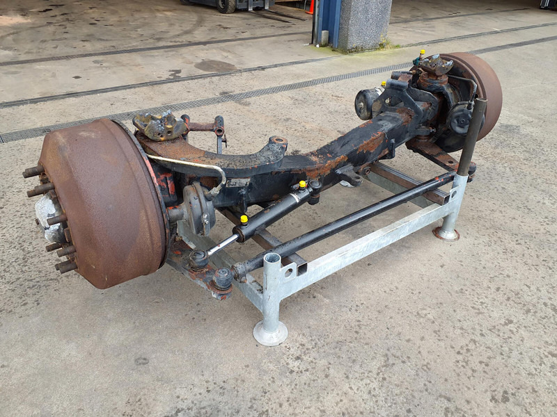 Liebherr LTM 1060-2 axle 2 - Axle and parts for Crane: picture 3 Liebherr LTM 1060-2 axle 2 - Axle and parts for Crane: picture 3