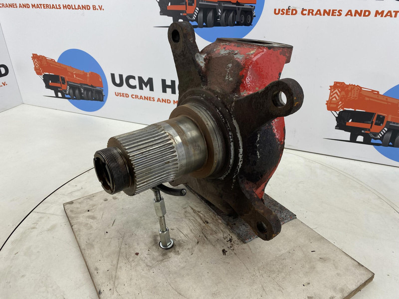 Liebherr LTM 1060 Steering knuckle axle 1 and 2 - Steering knuckle for Crane: picture 1 Liebherr LTM 1060 Steering knuckle axle 1 and 2 - Steering knuckle for Crane: picture 1
