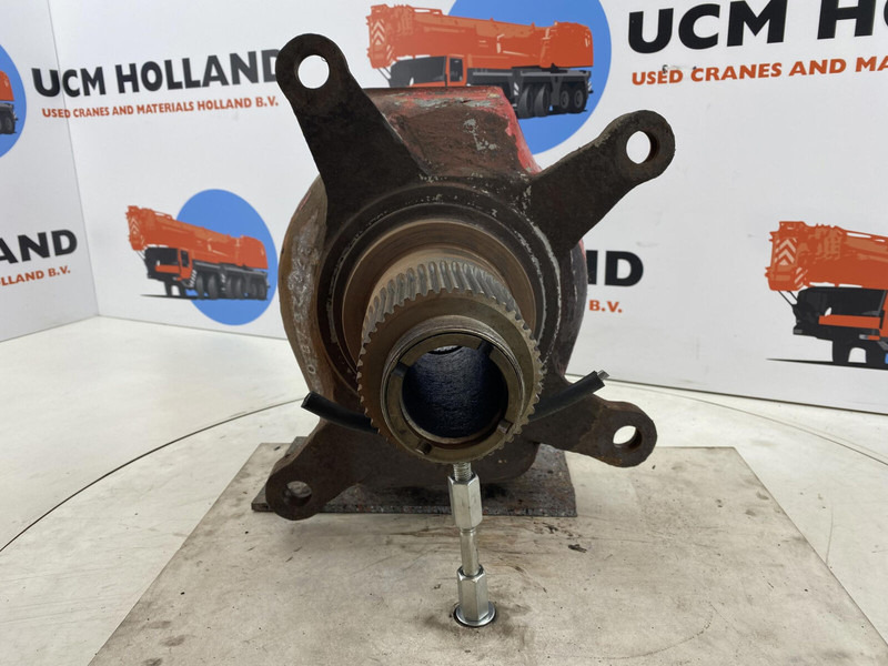 Liebherr LTM 1060 Steering knuckle axle 1 and 2 - Steering knuckle for Crane: picture 2 Liebherr LTM 1060 Steering knuckle axle 1 and 2 - Steering knuckle for Crane: picture 2