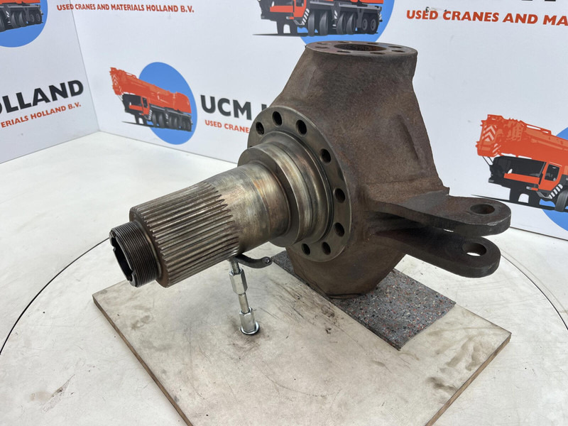 Liebherr LTM 1160 Steering knuckle 12 holes axle 1 right - Steering knuckle for Crane: picture 1 Liebherr LTM 1160 Steering knuckle 12 holes axle 1 right - Steering knuckle for Crane: picture 1