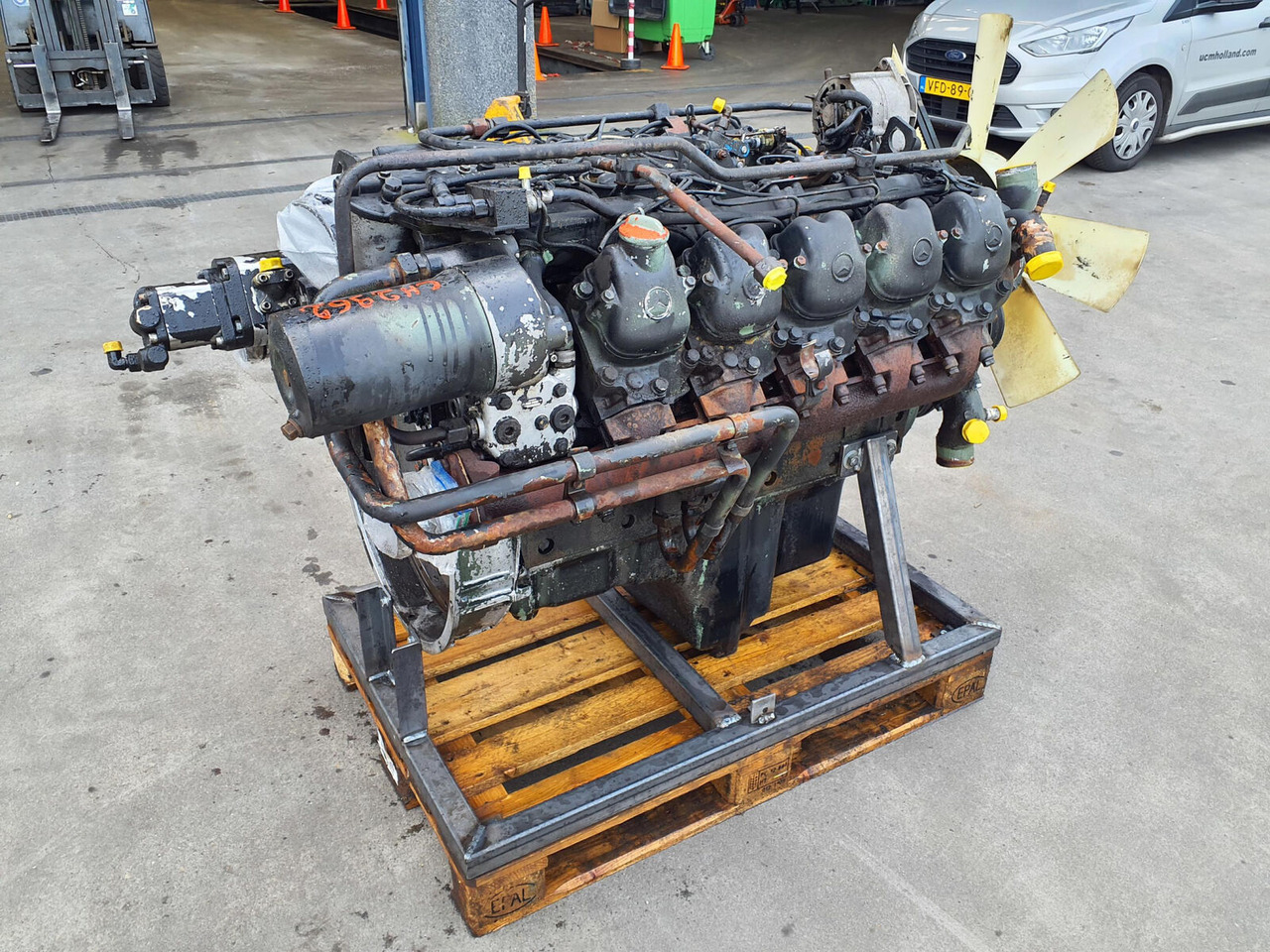 Mercedes-Benz LTM 1060 engine Mercedes-Benz OM 423 - Engine for Mobile crane: picture 3 Mercedes-Benz LTM 1060 engine Mercedes-Benz OM 423 - Engine for Mobile crane: picture 3