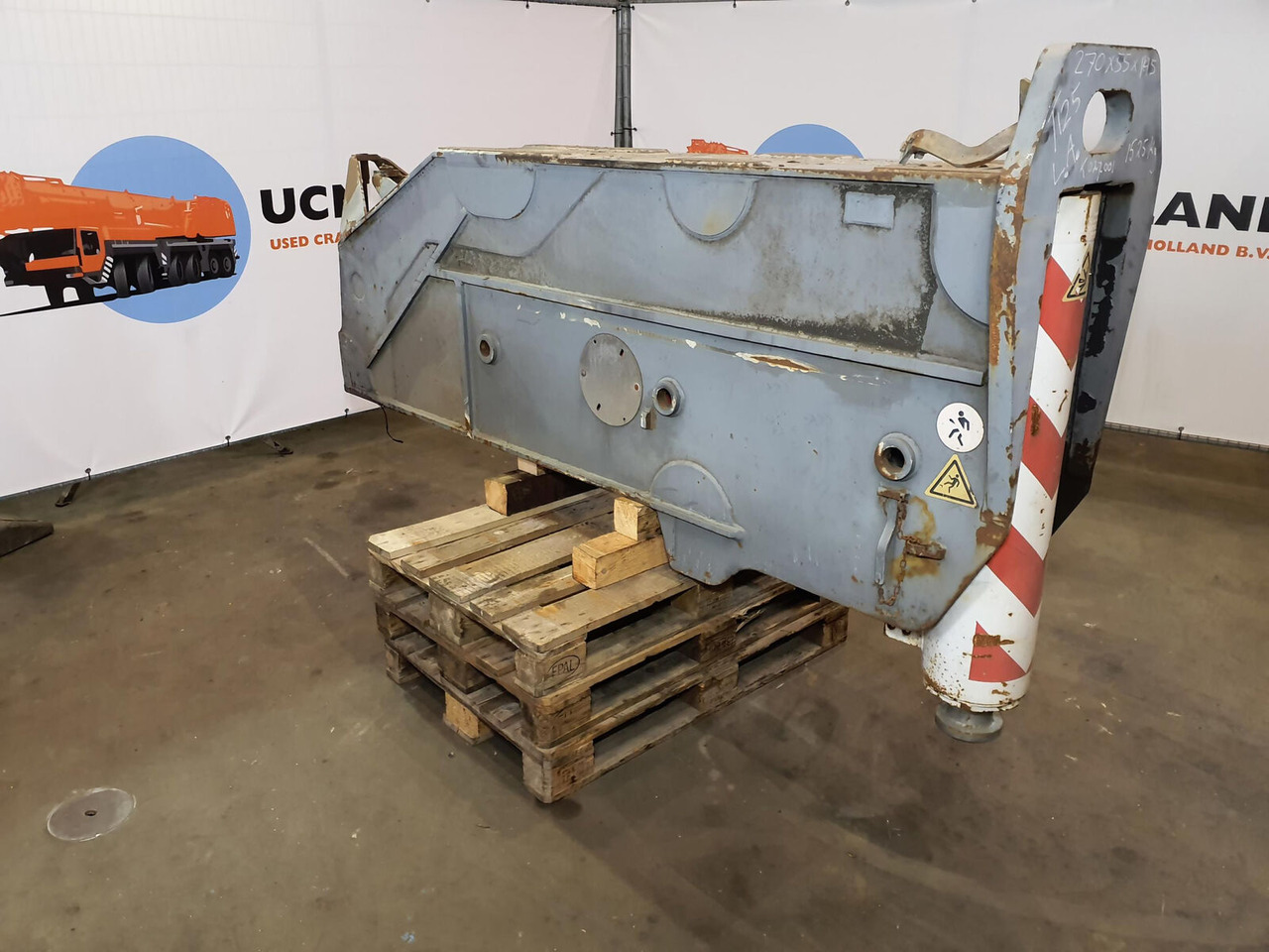 Terex AC 350-1 outrigger beam complete rear - Suspension for Mobile crane: picture 1 Terex AC 350-1 outrigger beam complete rear - Suspension for Mobile crane: picture 1