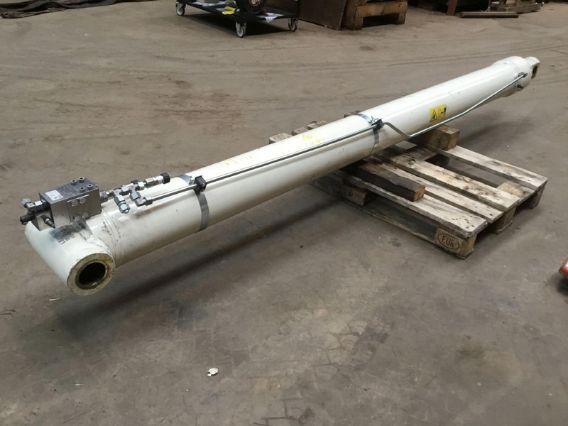 Terex Terex AC 40L-2 Boom cylinder - Hydraulic cylinder for Crane: picture 1 Terex Terex AC 40L-2 Boom cylinder - Hydraulic cylinder for Crane: picture 1