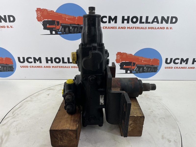 ZF ZF Steering Box - Steering column for Crane: picture 1 ZF ZF Steering Box - Steering column for Crane: picture 1