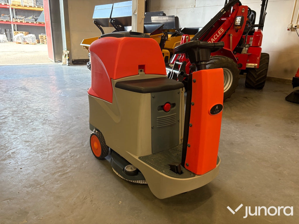 Åkbar skurmaskin Action A70 - Scrubber dryer: picture 3 Åkbar skurmaskin Action A70 - Scrubber dryer: picture 3