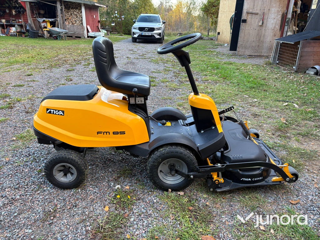 Åkgräsklippare - Stiga FM 85 (V301) - Garden mower: picture 4 Åkgräsklippare - Stiga FM 85 (V301) - Garden mower: picture 4