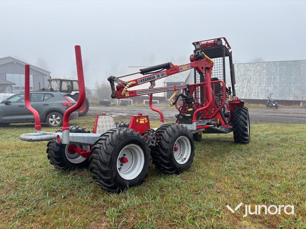 Miniskotare - Kranman, Bison 6000 6WD - Forwarder: picture 5 Miniskotare - Kranman, Bison 6000 6WD - Forwarder: picture 5