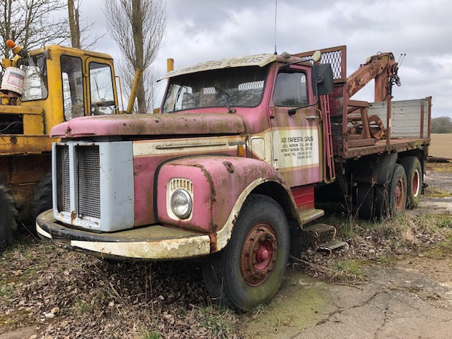 Scania 110 med tipp och kran - Crane truck: picture 1 Scania 110 med tipp och kran - Crane truck: picture 1