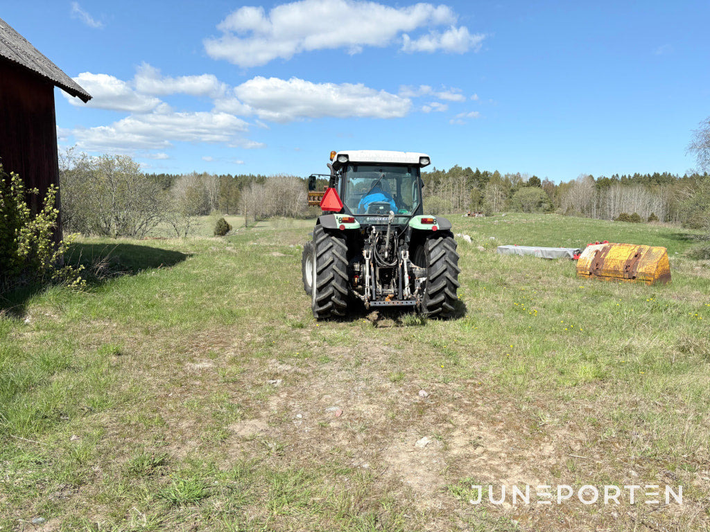 Traktor Deutz Fahr Agrofarm 430TTV med front lastare - Farm tractor: picture 5 Traktor Deutz Fahr Agrofarm 430TTV med front lastare - Farm tractor: picture 5