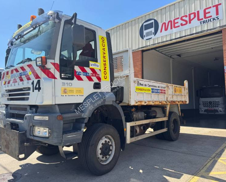 Iveco Trakker 310 - Tipper: picture 1 Iveco Trakker 310 - Tipper: picture 1