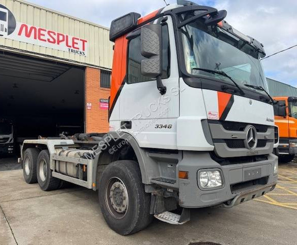 Mercedes Actros 3346 - Hook lift truck: picture 5 Mercedes Actros 3346 - Hook lift truck: picture 5