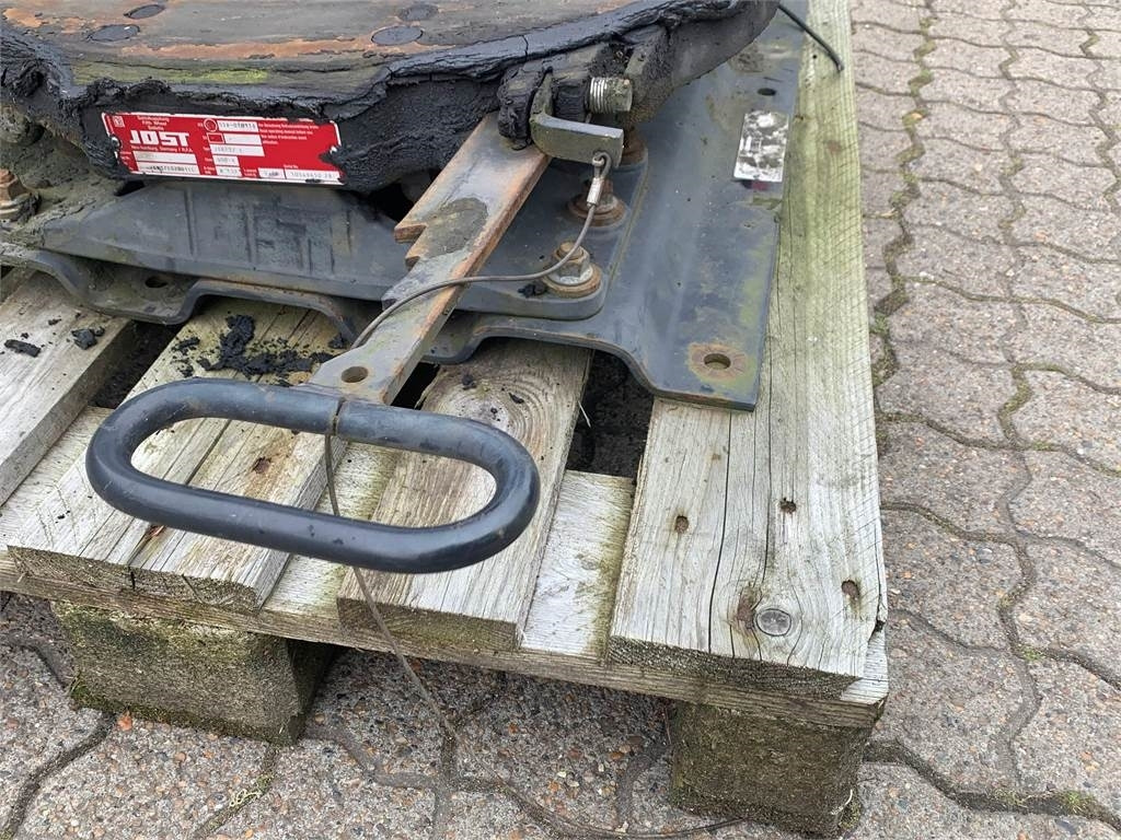 Jost JSK 37 C fast skammel - Fifth wheel coupling for Truck: picture 5 Jost JSK 37 C fast skammel - Fifth wheel coupling for Truck: picture 5