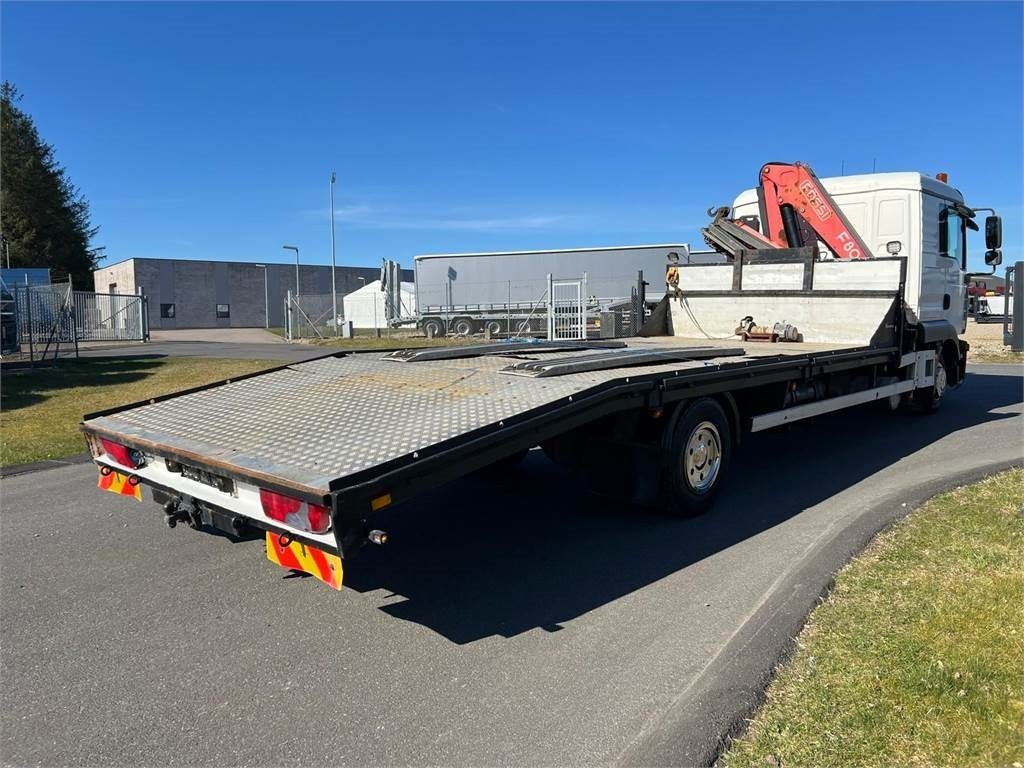 MAN TGL 12-240 4x2 BL - Fassi kran - Autotransporter truck: picture 3 MAN TGL 12-240 4x2 BL - Fassi kran - Autotransporter truck: picture 3