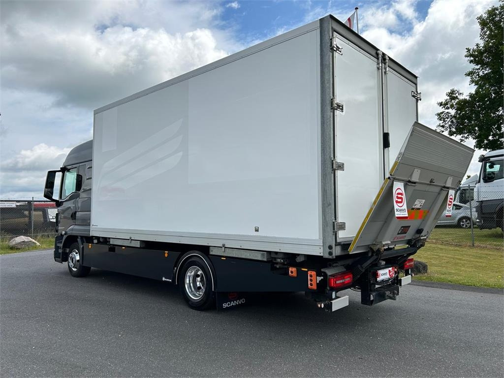 MAN TGL 8-220 4x2 BL incl. 2 stk veksellad - Box truck: picture 5 MAN TGL 8-220 4x2 BL incl. 2 stk veksellad - Box truck: picture 5