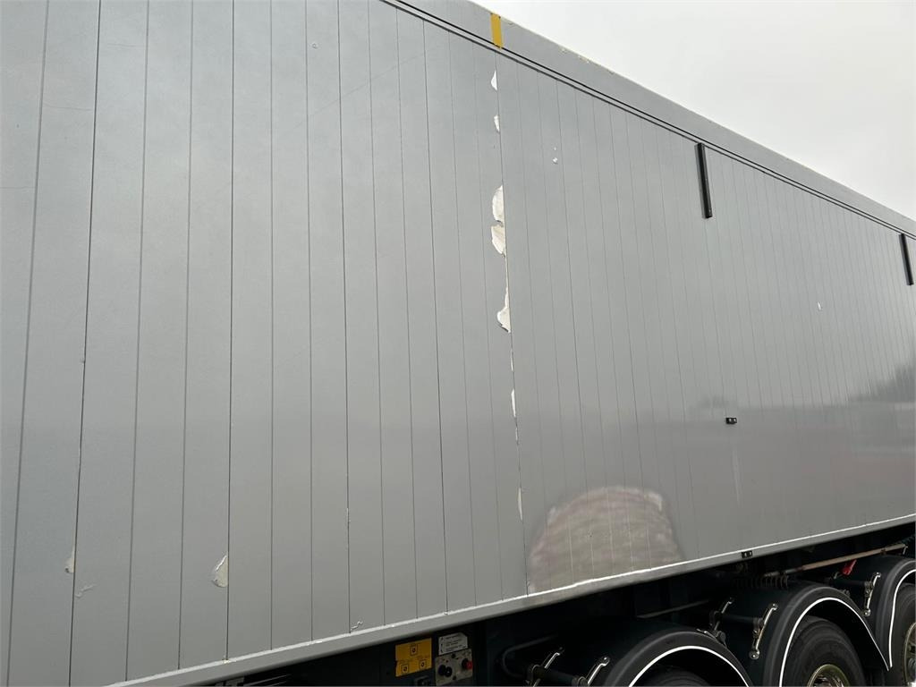Tipper semi-trailer MTDK TK400 - 60m3 alu kasse: picture 15