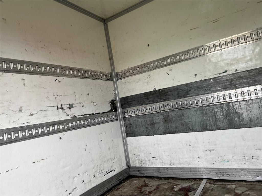 Box truck Mercedes-Benz Sprinter 516 CDI: picture 17 Box truck Mercedes-Benz Sprinter 516 CDI: picture 17