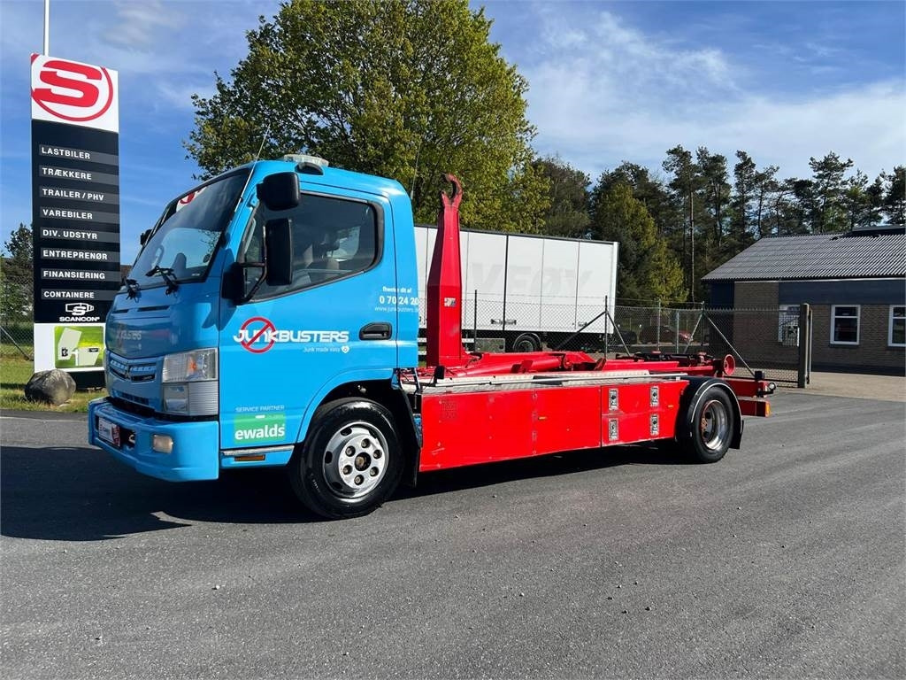 Mitsubishi Fuso CANTER 9C150 - Hook lift truck: picture 1 Mitsubishi Fuso CANTER 9C150 - Hook lift truck: picture 1